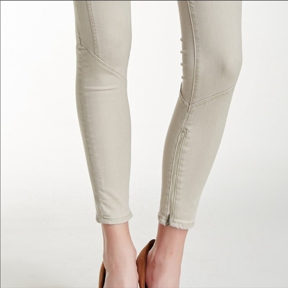 AG Adriano Goldschmied Reagan Panel Zipper Skinny - Picture 2 of 13